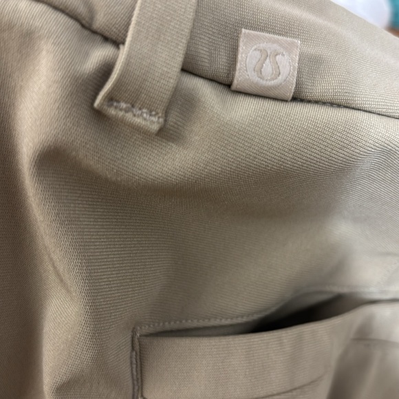 lululemon Men's Khaki ABC Trousers Pants Chinos 36x32 - Picture 4 of 8